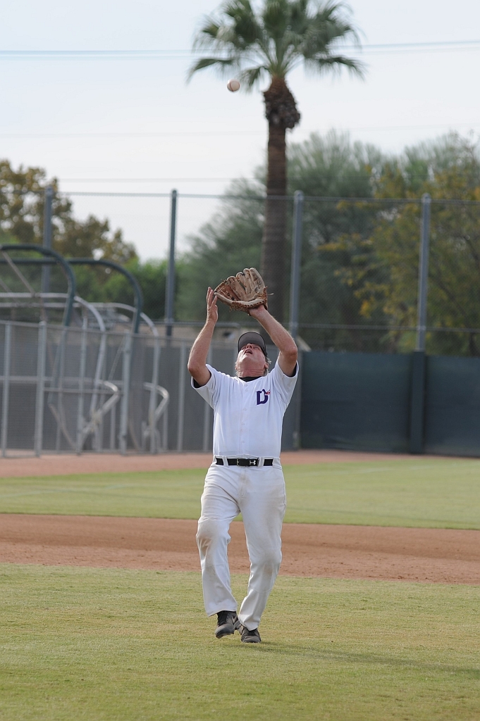 Dragons_2017-11-03 (152).jpg - (c)2010 DeVetter